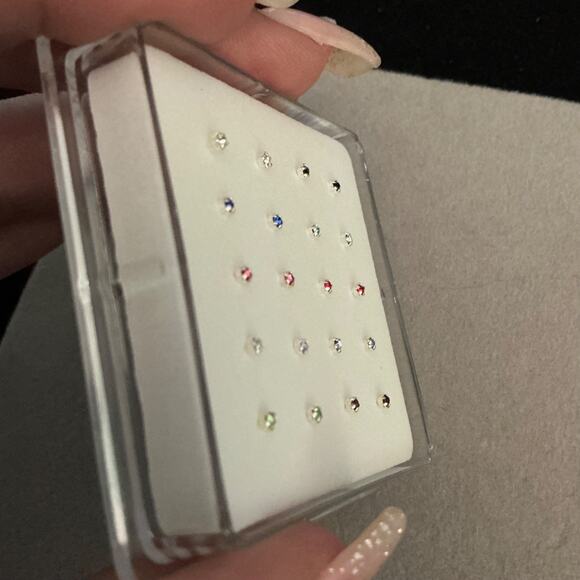 20 Pack Crystal Nose Studs in Sterling Silver~Body Jewelry ~ Brand New - Picture 6 of 10